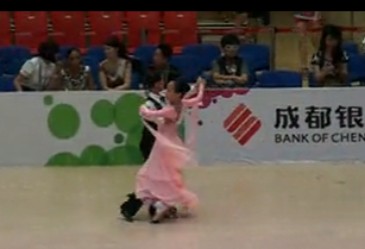 �ٶ�8�꼰���±�׼�� ���� �첽 00385
